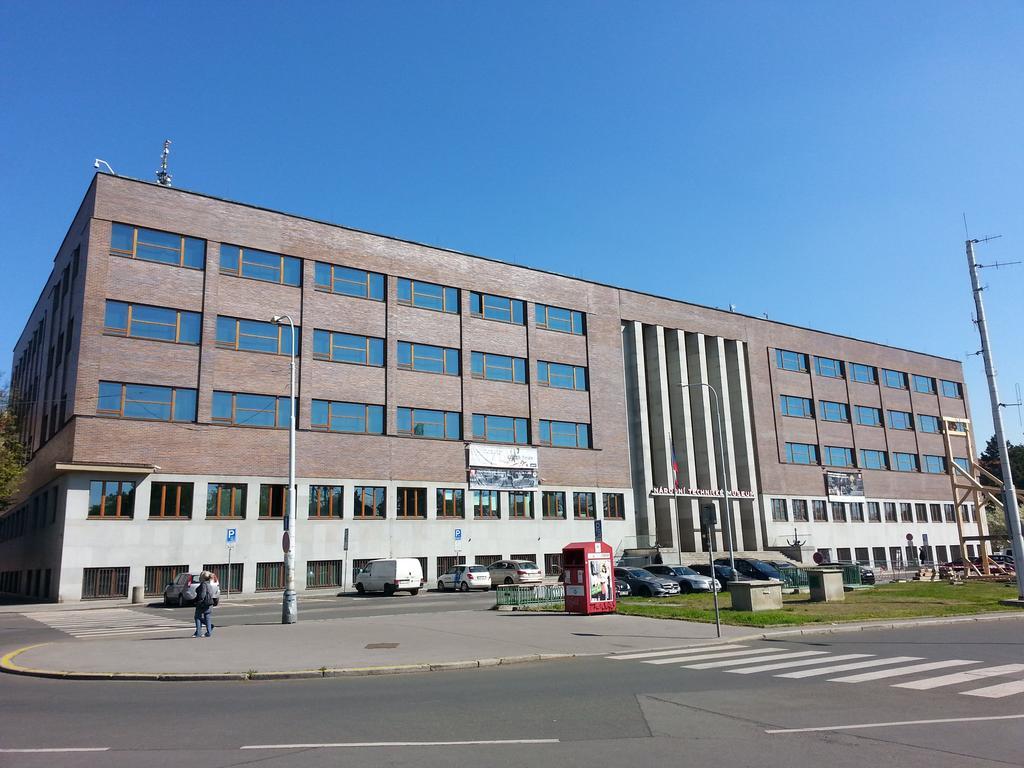 Apartman Letna Prague Luaran gambar