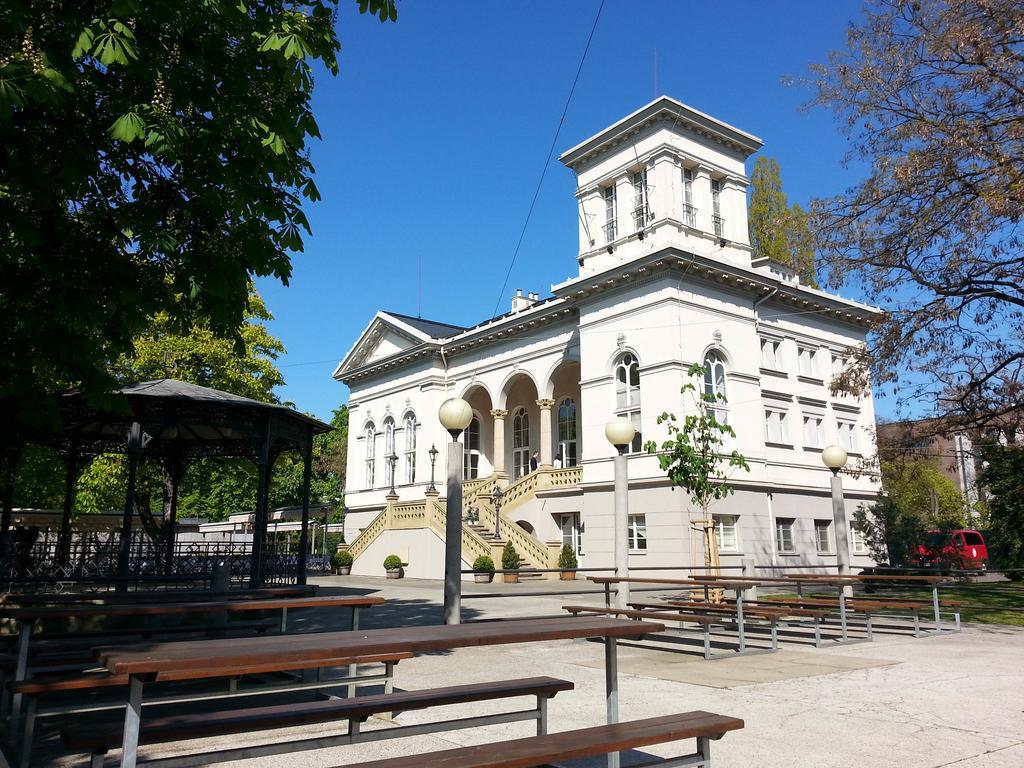 Apartman Letna Prague Luaran gambar