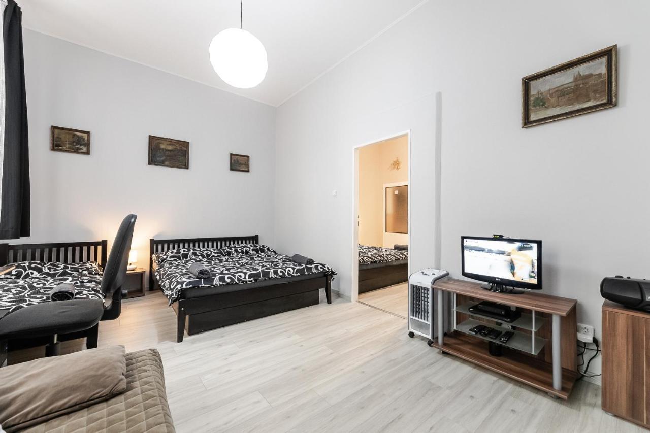 Apartman Letna Prague Luaran gambar