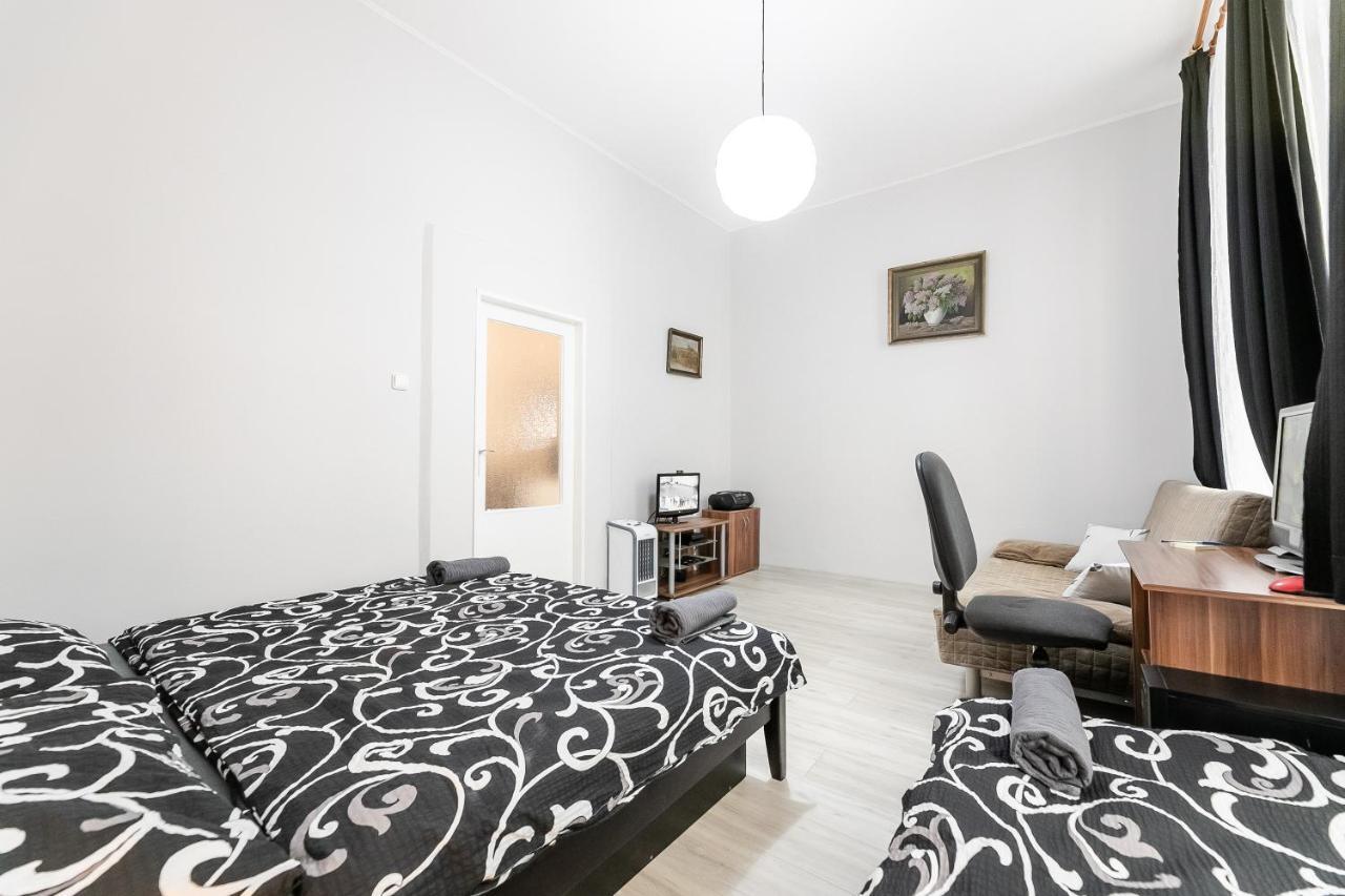Apartman Letna Prague Luaran gambar
